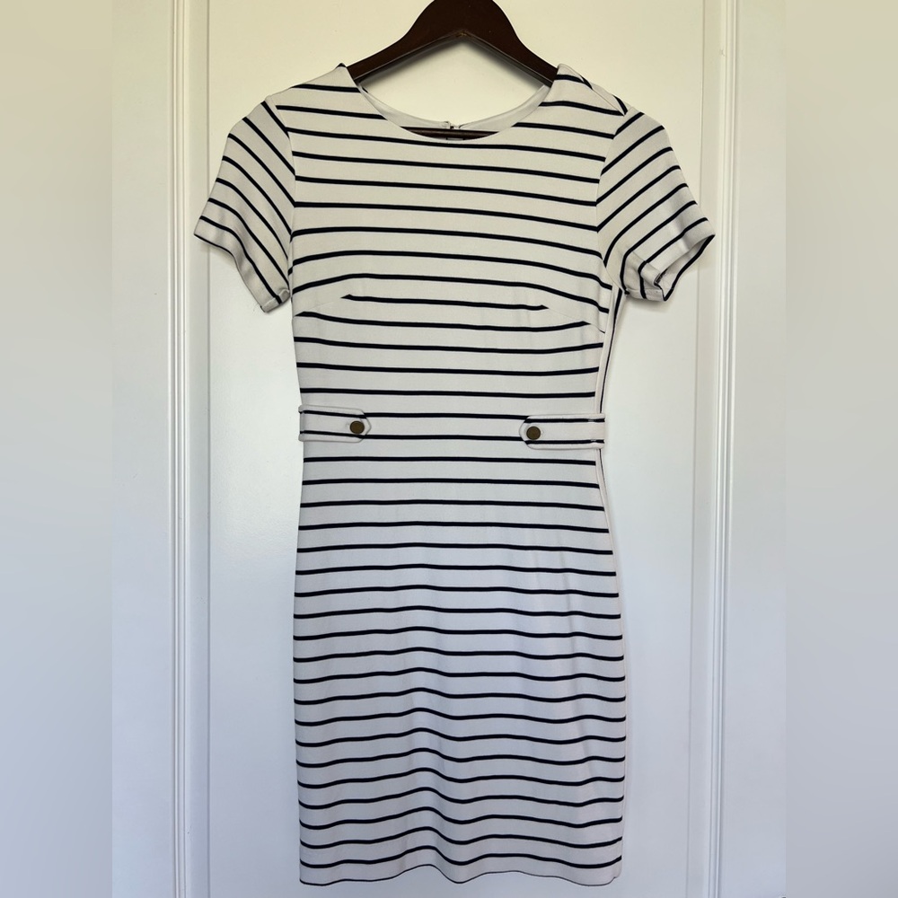 Banana Republic White and Black Striped Short-Sleeve Mini Dress
